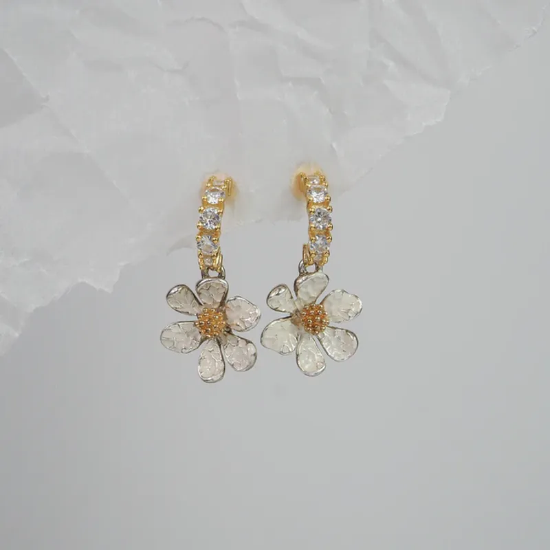 White Flower Hoop 